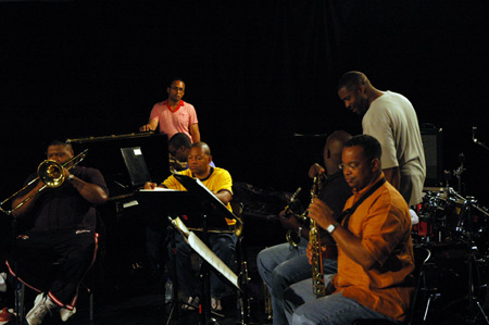 Wnton Marsalis rehearsing with the septet for Marciac 2008